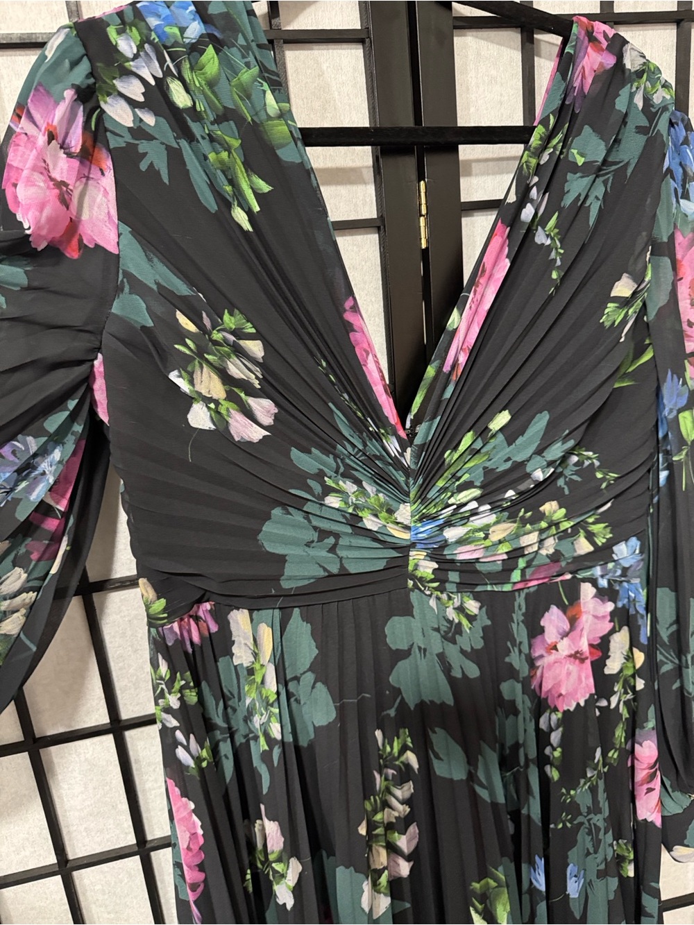 Badgley Mischka pleated floral gown size 14 - Picture 9 of 11